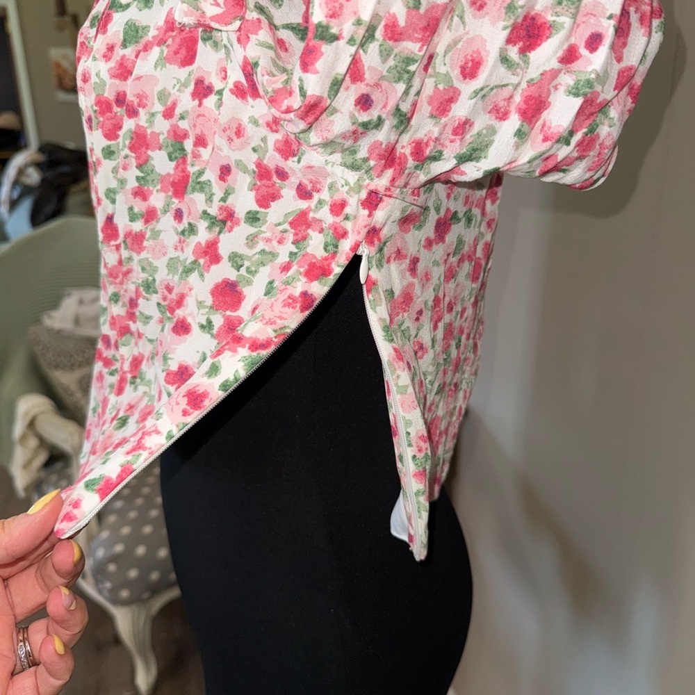 Floral Sweetheart Crop Top with Puff Sleeves - Pink - Picture 11 of 16